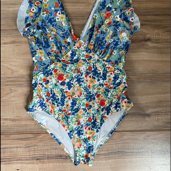 NWOT Anthropologie Ruffled Plunge One Piece Swimsuit - Picture 3 of 13